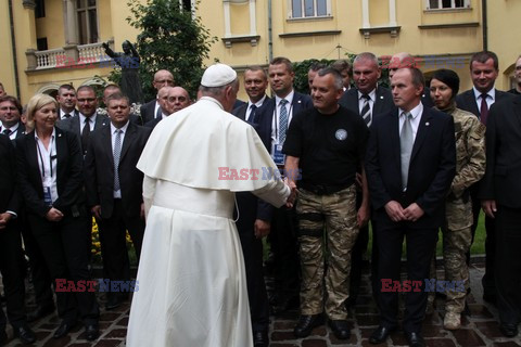 ŚDM 2016 - Papiez podróżuje tramwajem - Przekazanie kluczy do bram Krakowa