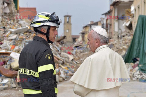 Spontaniczna wizyta Papieża Franciszka w Amatrice i Accumoli