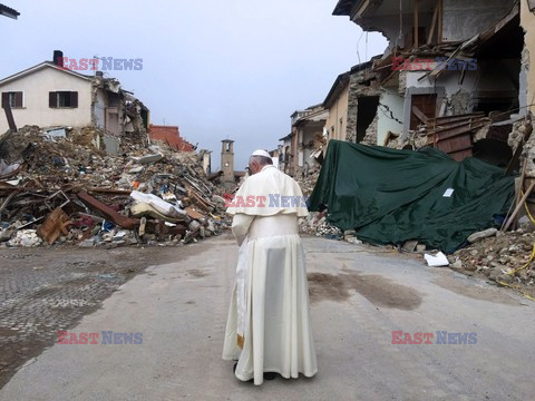 Spontaniczna wizyta Papieża Franciszka w Amatrice i Accumoli