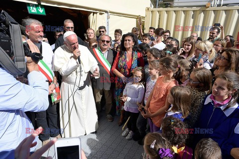 Spontaniczna wizyta Papieża Franciszka w Amatrice i Accumoli