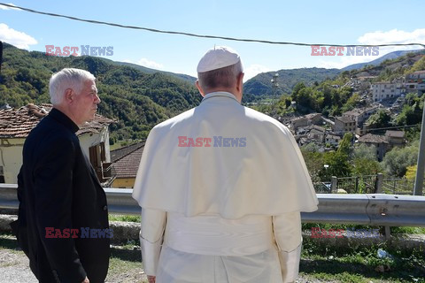 Spontaniczna wizyta Papieża Franciszka w Amatrice i Accumoli