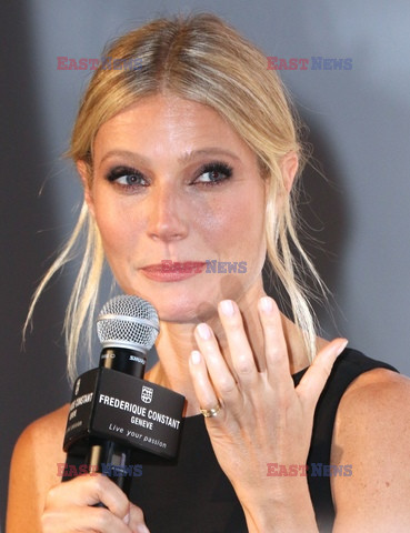 Gwyneth Paltrow promuje  Horological Smartwatch