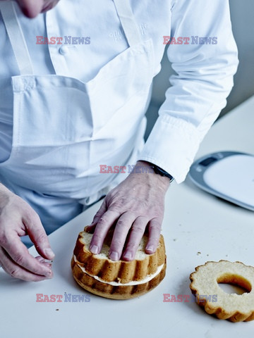 Wielkanocna babka z białą czekoladą - Photocuisine