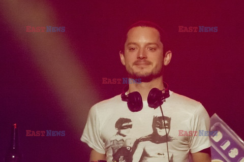 Wooden Wisdom, czyli Elijah Wood jako DJ