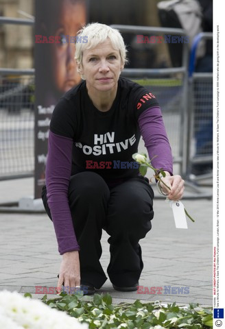 Annie Lennox w kampani na rzecz kobiet i dzieci