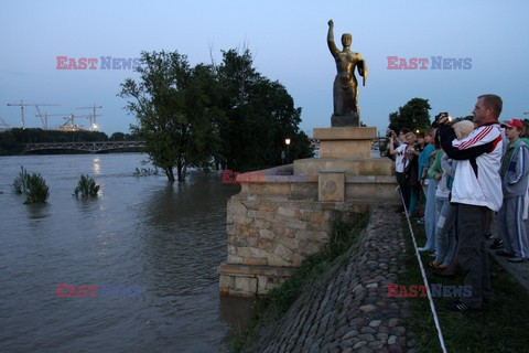 Fala powodziowa w Warszawie