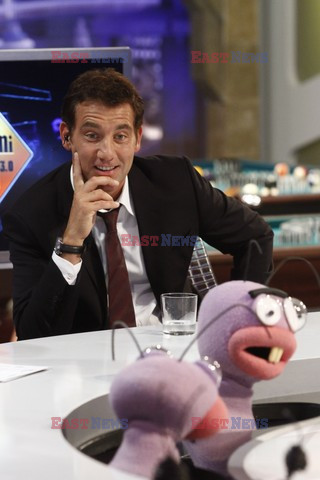 Clive Owen w hiszpańskiej telewizji