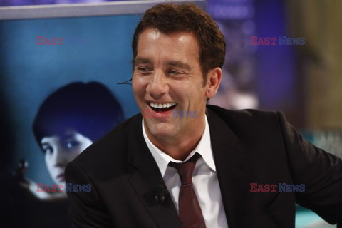 Clive Owen w hiszpańskiej telewizji