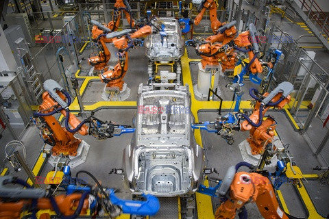 Fabryka Jaguar Land Rover w Birmingham - PA