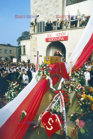 Pogrzeb i żałoba po ks. Popiełuszce