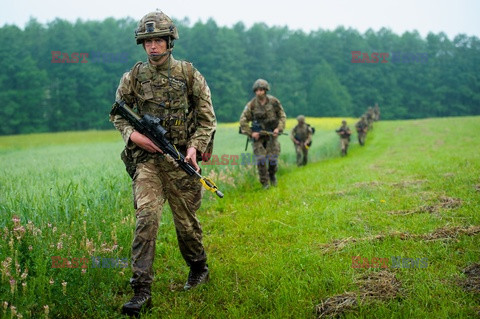 Ćwiczenia wojskowe NATO na Litwie - Eyevine