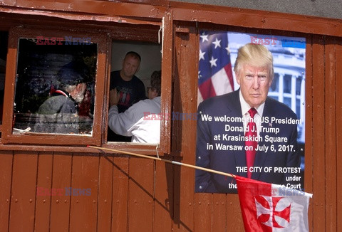 Protestujący sprzed SN gotowi przywitać Trumpa