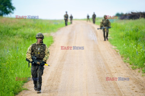 Żołnierze NATO na granicy polsko-litewskiej - Eyevine