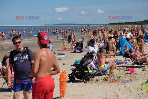 Plażowicze w Świnoujściu