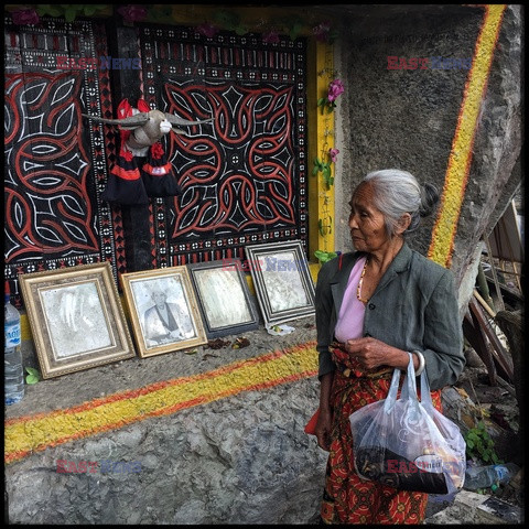 Rytuał śmierci ludu Toraja w Indonezji - Redux