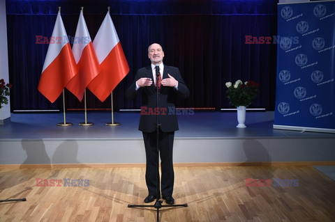 Antoni Macierewicz i MON zapraszają na Tweet up 