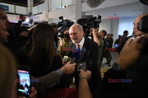 Antoni Macierewicz i MON zapraszają na Tweet up 