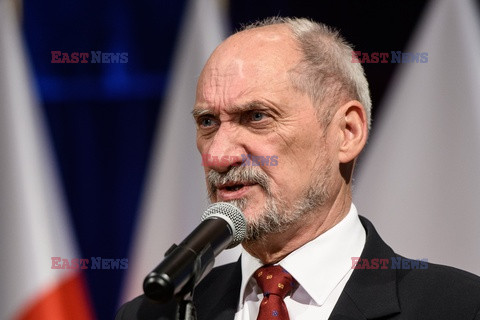 Antoni Macierewicz i MON zapraszają na Tweet up 