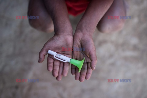 Zabawki dzieci z obozu Cox's Bazar - AFP