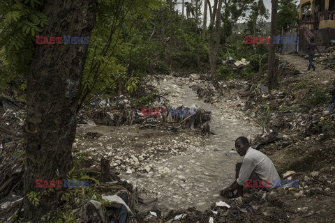 Indie, Haiti, Wietnam - problem z toaletami - Noor Images