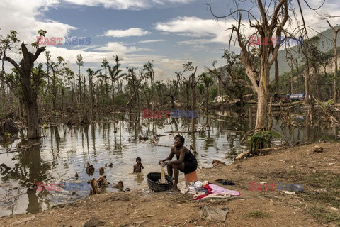 Indie, Haiti, Wietnam - problem z toaletami - Noor Images