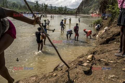 Indie, Haiti, Wietnam - problem z toaletami - Noor Images