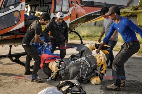 Śmierć alpinisty Goutama Ghosha na Mount Evereście - NYT