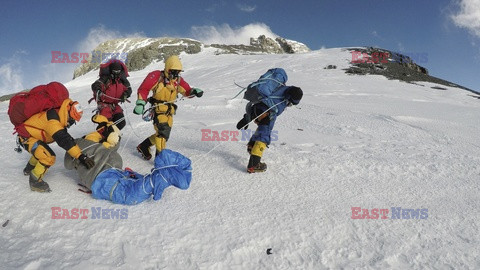 Śmierć alpinisty Goutama Ghosha na Mount Evereście - NYT