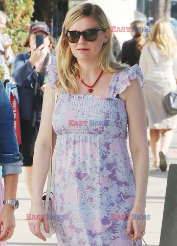 Kirsten Dunst w sukience w kwiaty