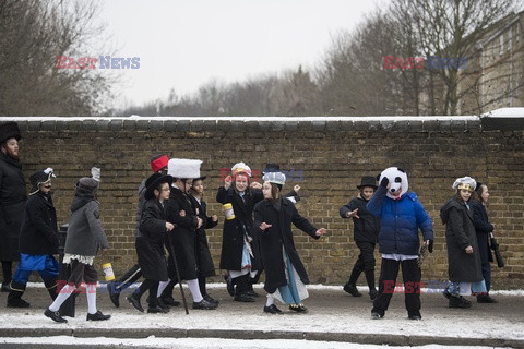 Londyńscy Żydzi obchodzą święto Purim - Eyevine