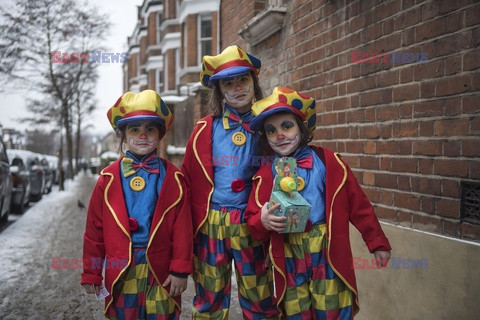 Londyńscy Żydzi obchodzą święto Purim - Eyevine