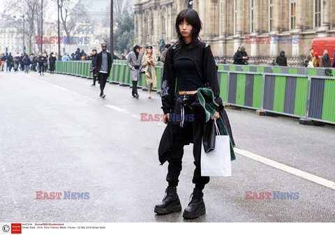 Street fashion na Tygodniu mody w Paryżu - zima 2018/19