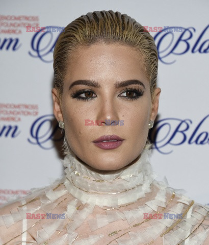 Halsey na balu Blossom