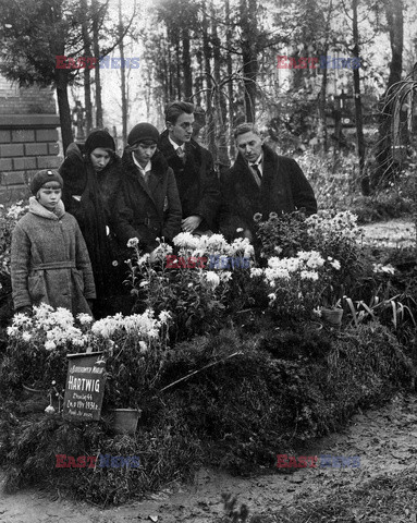 Z archiwum rodzinnego Julii Hartwig i Artura Międzyrzeckiego