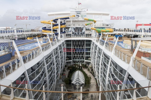 Największy pasażerski statek świata Symphony of the Seas - Sipa