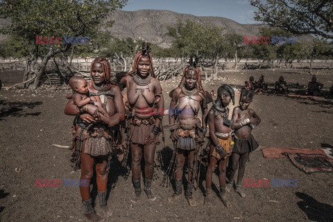 Plemię Himba z Namibii - Sipa Press