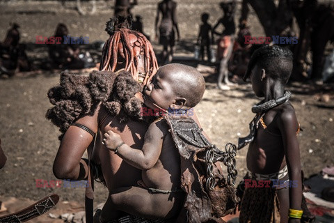 Plemię Himba z Namibii - Sipa Press