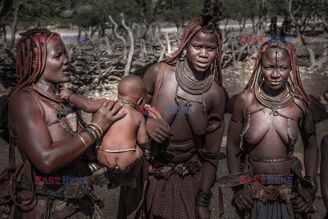 Plemię Himba z Namibii - Sipa Press