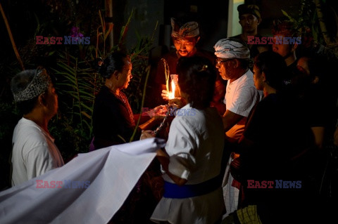 Ceremonia kremacji na wyspie Bali - AFP