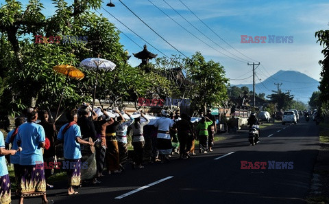 Ceremonia kremacji na wyspie Bali - AFP