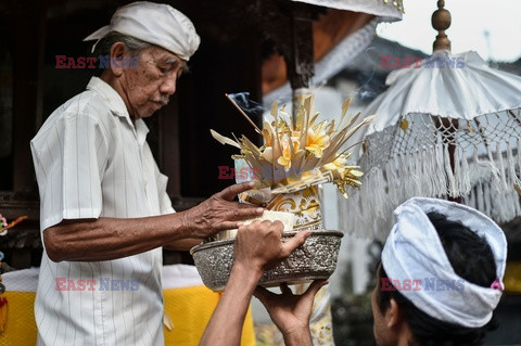 Ceremonia kremacji na wyspie Bali - AFP