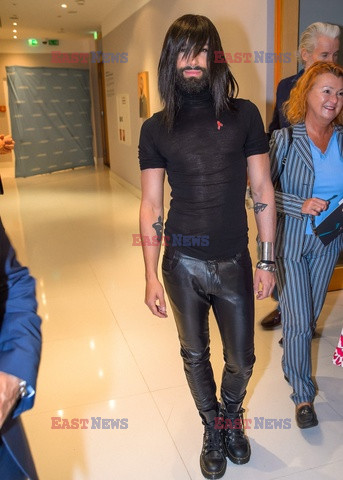 Conchita Wurst w nowej fryzurze