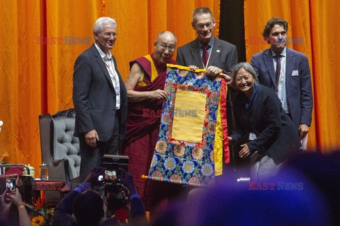 Richard Gere przywitał się z Dalai Lamą