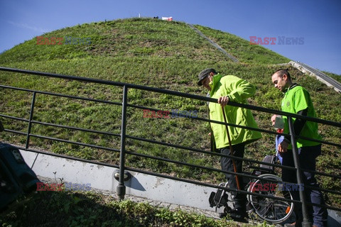 Fundacja Anny Dymnej zdobywa Kopiec Kościuszki