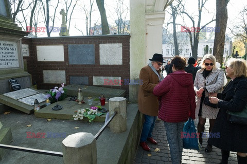 Wszystkich Świetych na Powązkach