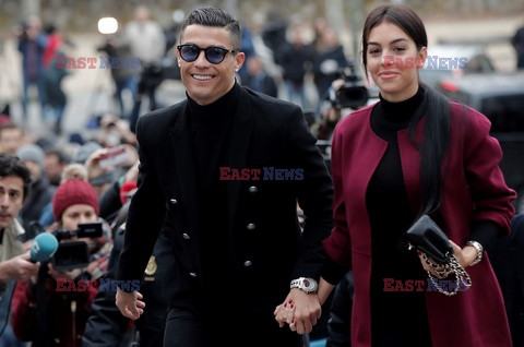 Cristiano Ronaldo i Georgina Rodriguez w drodze do sądu