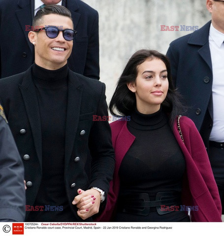 Cristiano Ronaldo i Georgina Rodriguez w drodze do sądu