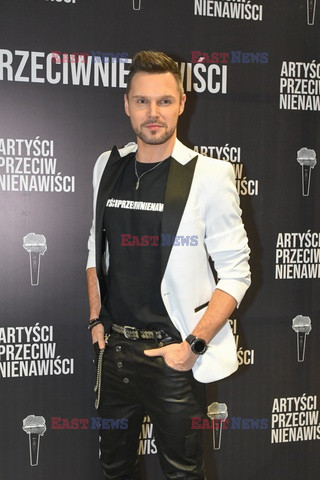 Koncert "Artyści przeciw nienawiści"