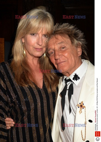 Rod Stewart i Penny Lancaster na imprezie Tramps