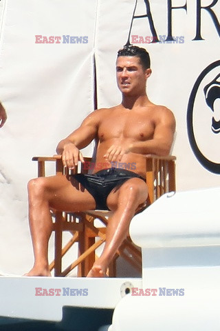 Cristiano Ronaldo z rodziną na jachcie